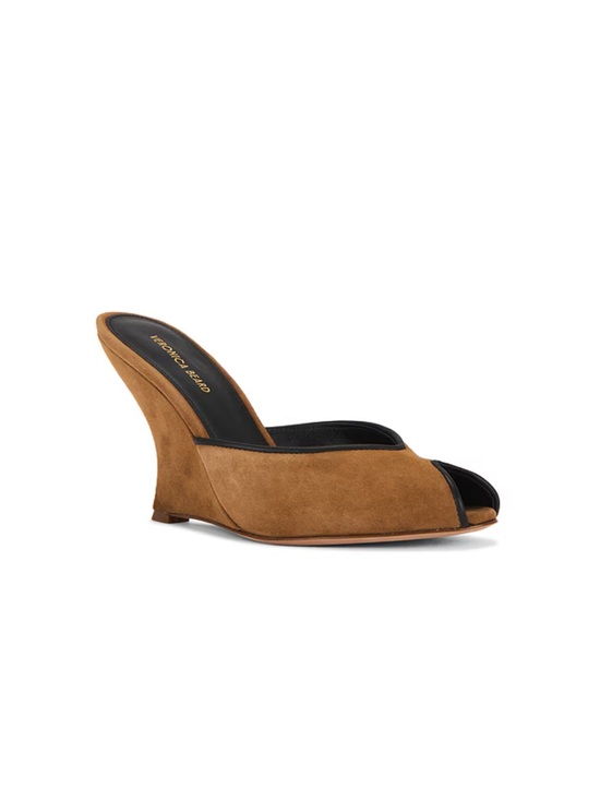 Veronica Beard Shoes - VERONICA BEARD
Mirabel Peep Toe Wedge Sandal
In Chestnut &Black Sz 9 gently used